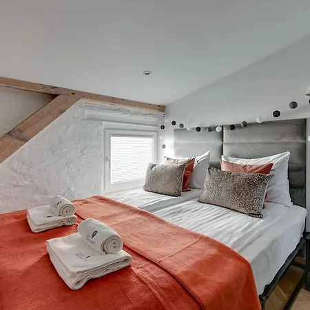 شقة Modern Attic - Cozy Floor By Lion *